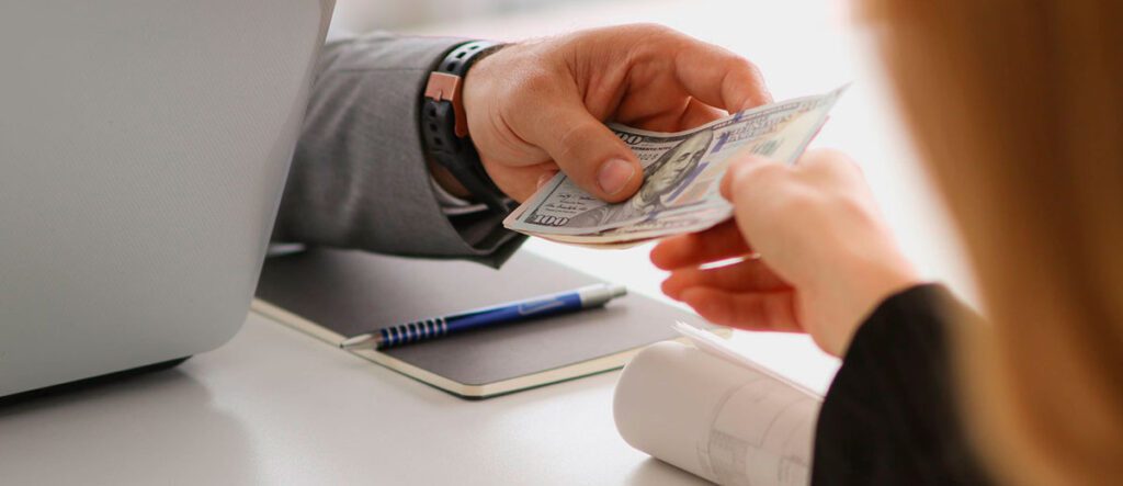 Invista em mídia paga